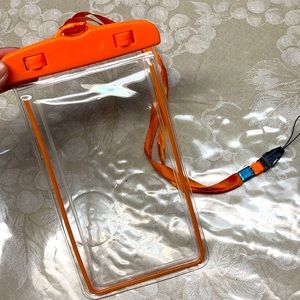 Must bundle: Waterproof Clear Phone Pouch
